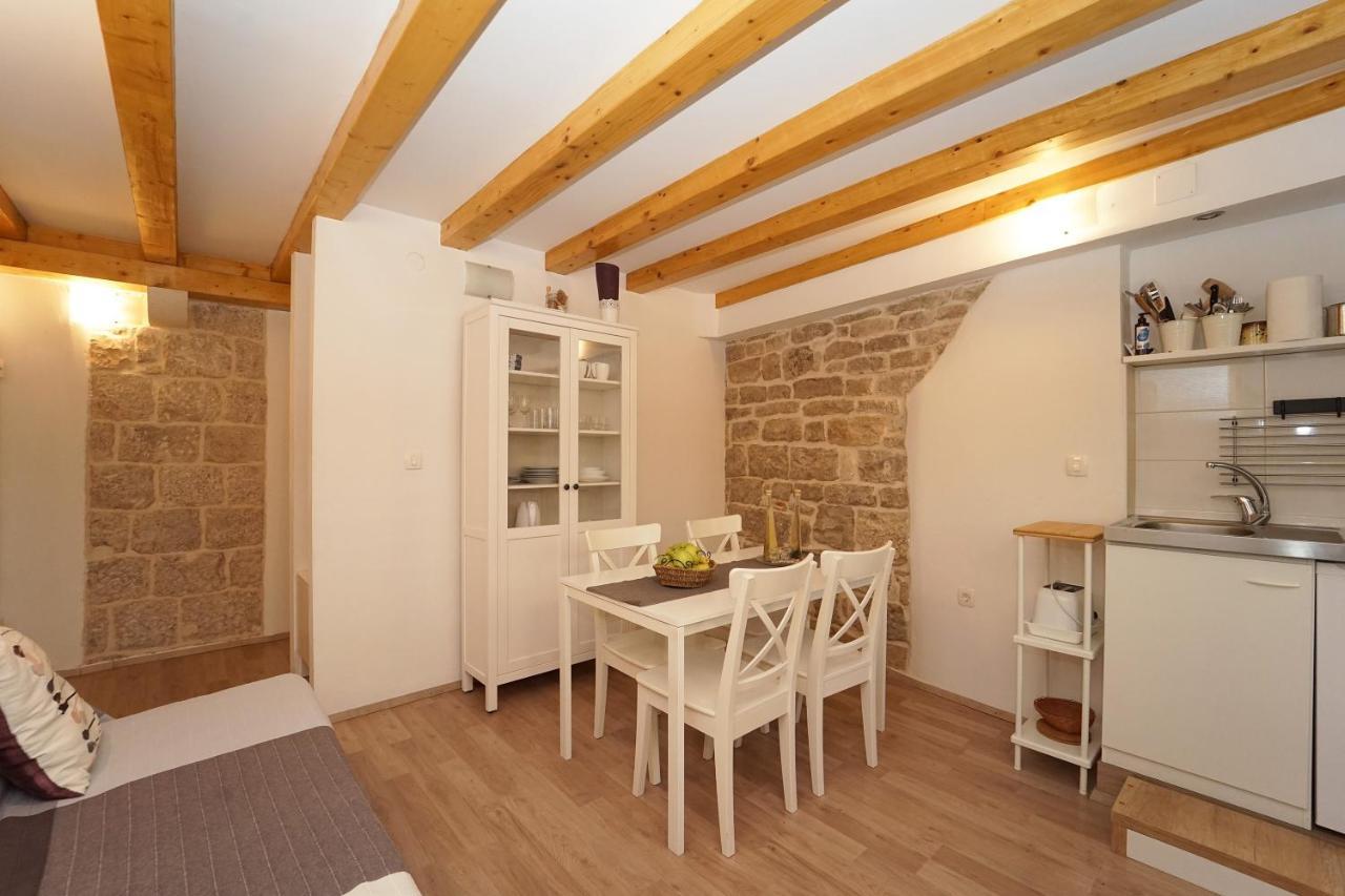 Confluence Apartments Korcula Town Bagian luar foto